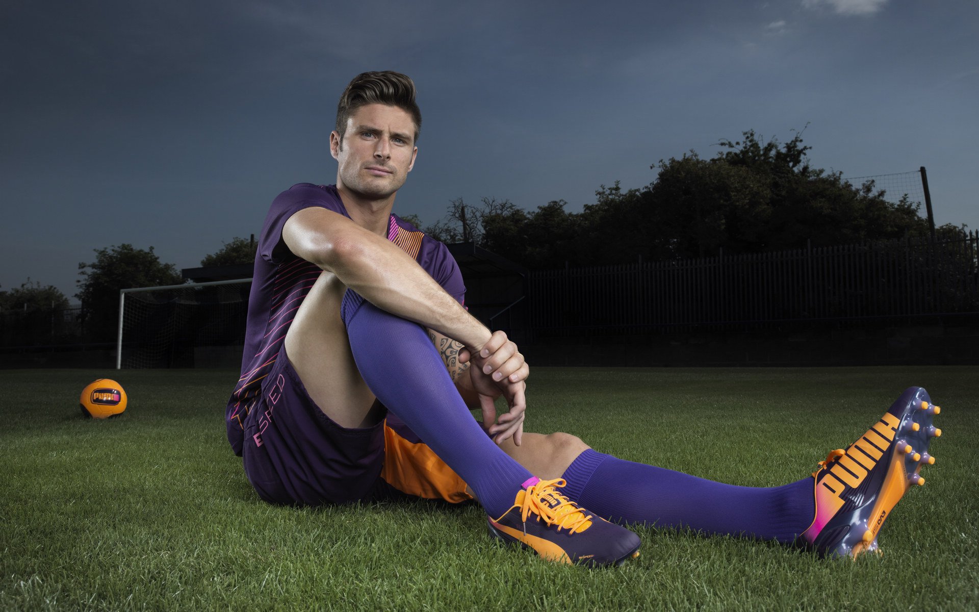 “碰撞狂潮:赛场上的惊心动魄瞬间”,碰撞大赛3最新版本